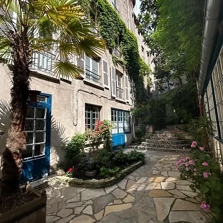 De Charme Donnant Sur Jardin Arbore Dans Le Calme Absolu アパート